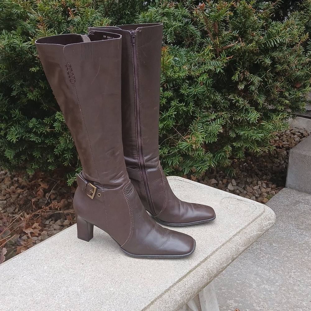 Franco Sarto Leather Women's Tall Knee High Boot Sz 8M